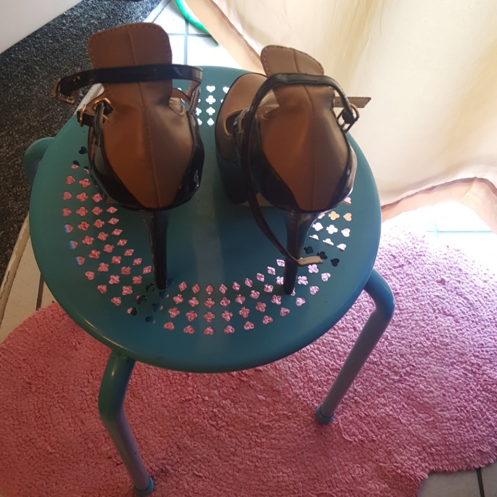 Shoes - Picture 2 of 2